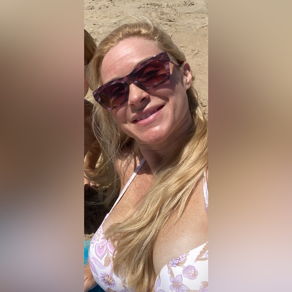 Roxy Pink Marble Square Sunglasses - Picture 6 of 6